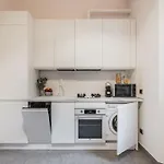 The Best Rent - Three-Bedroom Apartment In Manzoni District