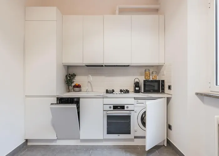The Best Rent - Three-Bedroom Apartment In Manzoni District